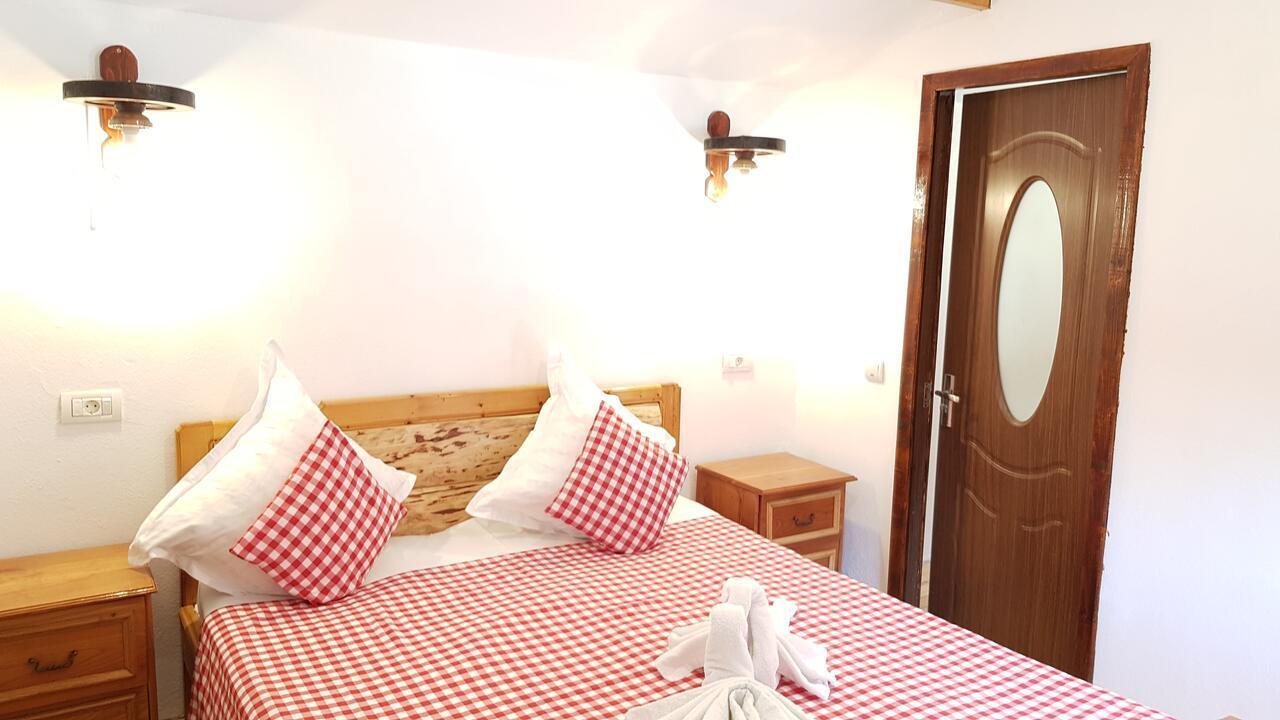 Cabanute Si Camping Dracula Capatineni-Paminteni Экстерьер фото